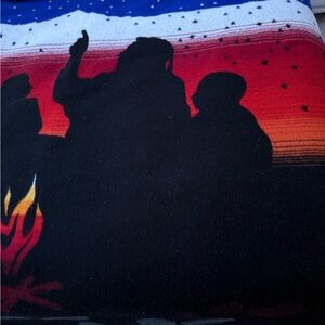 Like new Pendleton Woolen Mills “Keep my Fires Burning”
197 of 300 Lim. Edition